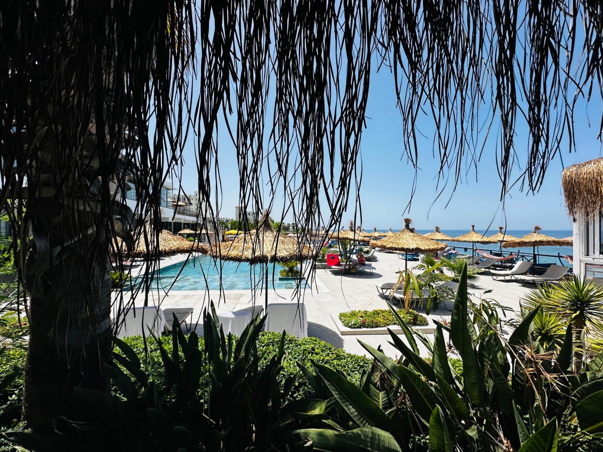Manolya Hotel Lapithos (Northern Cyprus) Exterior foto